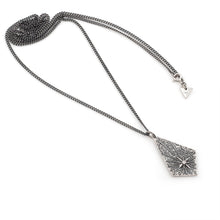 Load image into Gallery viewer, Diamond Head Necklace